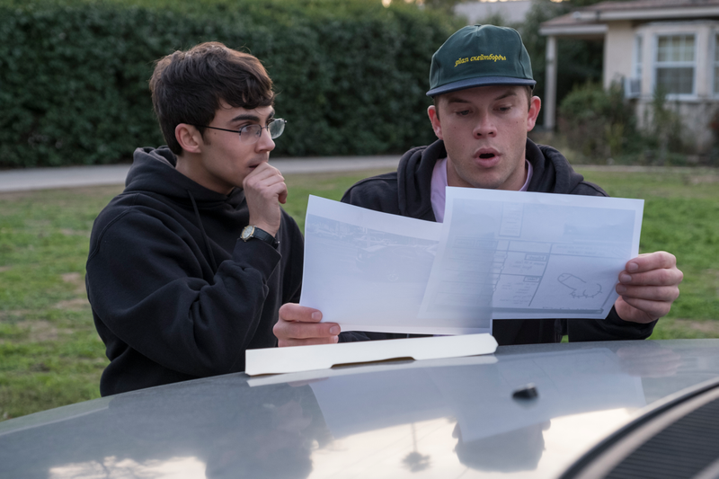 Tyler Alvarez as Peter Maldonado and Jimmy Tatro as Dylan Maxwell (Photo: Tyler Golden / Netflix)